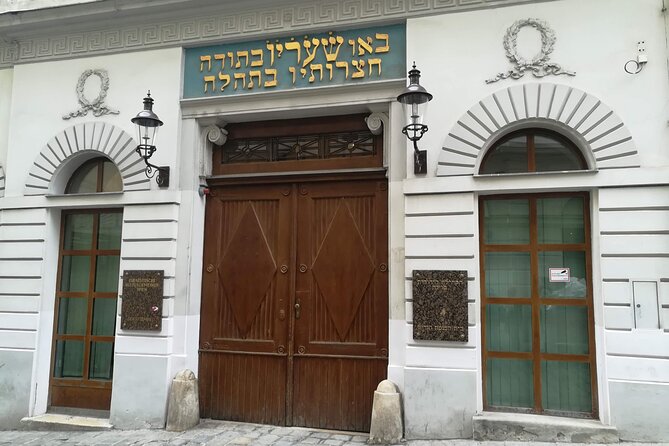 Private Jewish Vienna Walking Tour - Judenplatz and the Holocaust memorial