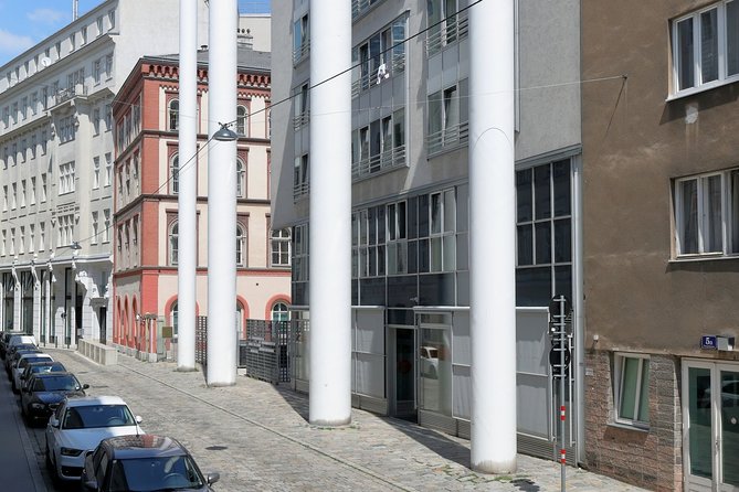 Private Jewish Vienna Walking Tour - The guide makes or breaks this experience