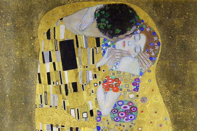 Private Klimt & Vienna Art Walk — From Baroque to Secession - Schwarzenbergplatz and Vienna’s changing political face