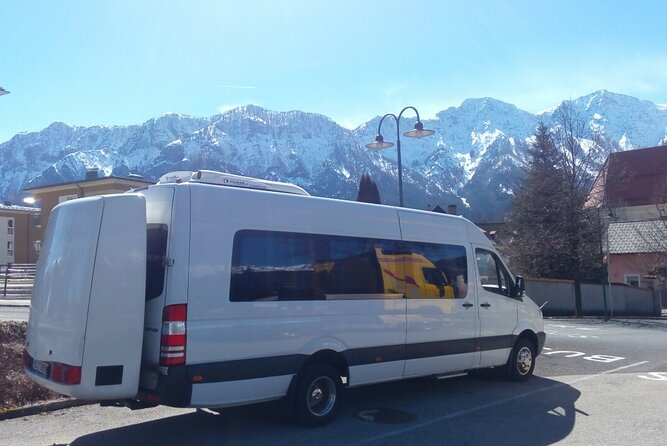 Private One-Way Sightseeing Transfer from Prague to Vienna via Cesky Krumlov - Returning to the road toward Vienna