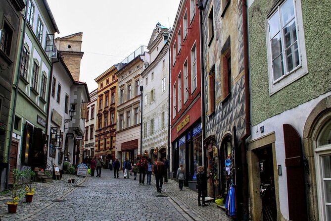 Private one way transfer from Cesky Krumlov to Vienna - Why private transport can be worth the price