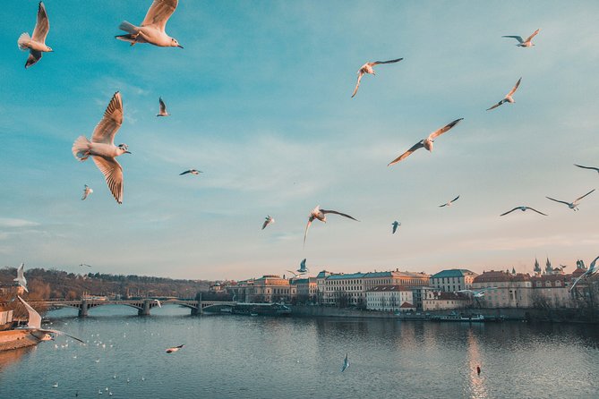 Private Scenic Transfer from Salzburg to Prague with 4h of Sightseeing - Choosing between the five sightseeing stops