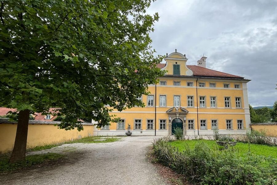 Private Sound of Maria Tour – Film Sites & Music (4.5 h) - Key points to know before booking