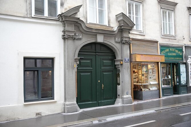 Private Spooky Vienna Ghost Tour - Blood Alley and the crimes of medieval Vienna