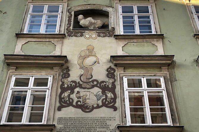 Private Spooky Vienna Ghost Tour - Habsburg burial customs: an unsettling royal opening