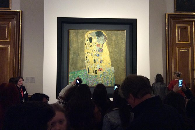 Private Themed Tour of the Belvedere with an Art Historian: "The Kiss" by Gustav Klimt: how it became the Symbol of the Viennese Art - Reading Klimt beyond the gold