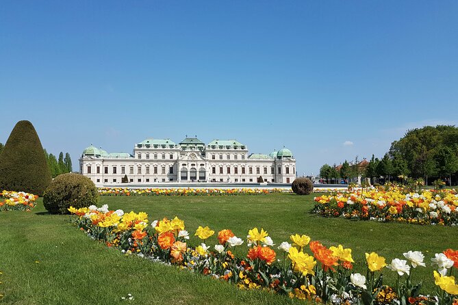 Private Themed Tour of the Belvedere with an Art Historian: "The Kiss" by Gustav Klimt: how it became the Symbol of the Viennese Art - What the strong feedback tells you