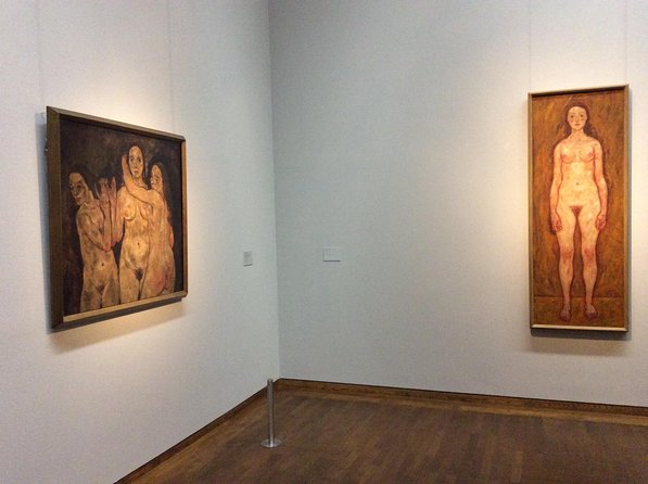 Private Themed Tour of the Leopold Museum with an Art Historian: "All You Wanted to Know About Egon Schiele but Were Afraid to Ask" - Why a private guide changes the museum visit