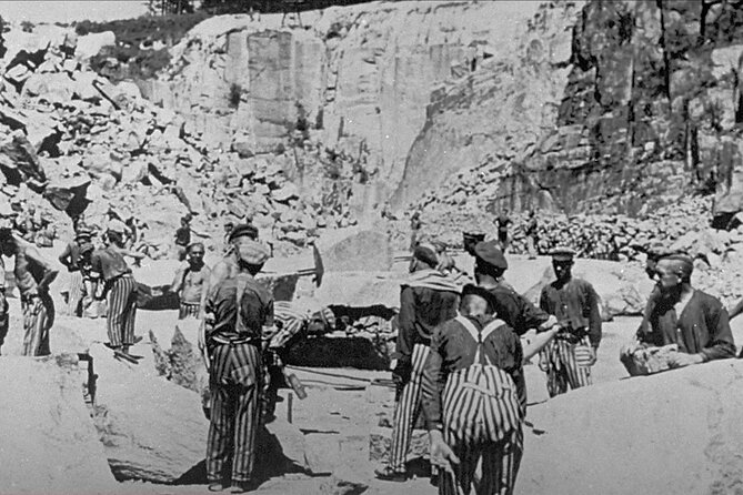 Private Tour Concentration Camp Mauthausen, with Melk & Dürnstein - Dürnstein, the Wachau, and Richard the Lionheart