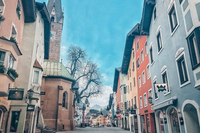 Private Tour in Swarovski from Salzburg to Innsbruck - What Anna’s guide style may mean for your day