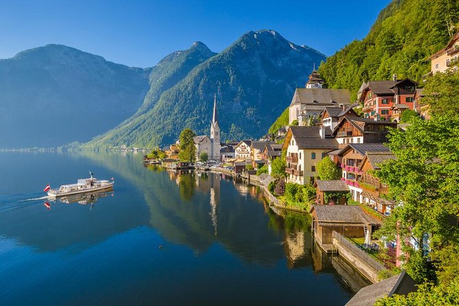 Private tour of Melk, Hallstatt and Salzburg from Vienna - Melk Abbey: grand views, limited time