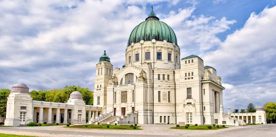 Private tour: Vienna Central Cemetery 1st gate and 2nd gate - Inside the monumental cemetery church