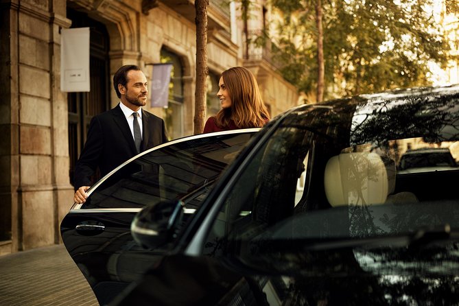 Private transfer from Prague to Vienna via Cesky Krumlov - Key points at a glance