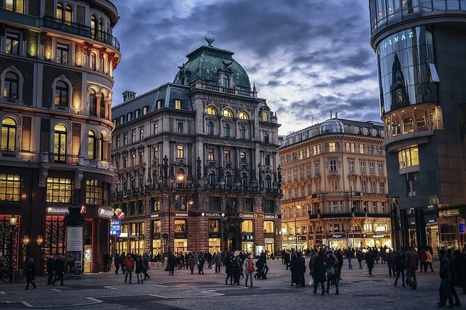 Private transfer from Salzburg to Vienna with 2h of sightseeing - Is $319.87 per person a fair price?