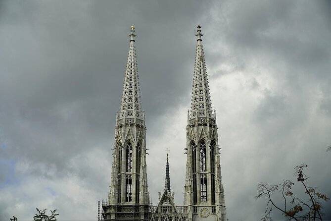 Private transfer from Salzburg to Vienna with 2h of sightseeing - Who will get the most from this transfer?