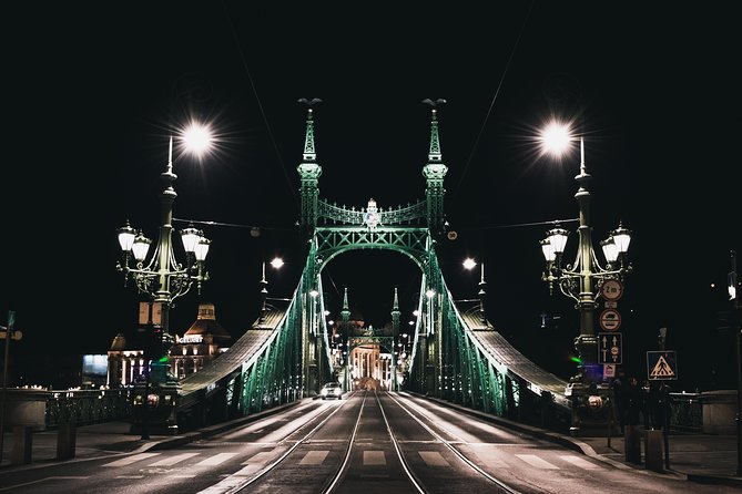 Private Transfer from Vienna to Budapest or Budapest to Vienna - Pickup at your hotel, apartment, or chosen address