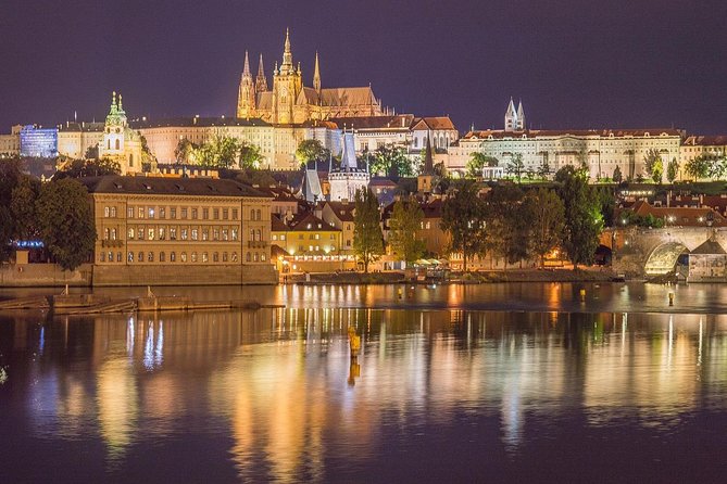 Private Transfer from Vienna to Prague with 1 hour Stop in Kutna Hora - What the driver can and cannot do
