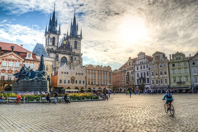 Private Transfer from Vienna to Prague with 2h of Sightseeing - Key points to know before booking