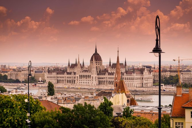 Private Transfer Vienna → Budapest, Hotel-to-Hotel, English-speaking driver - Could Bratislava Fit Into the Journey?