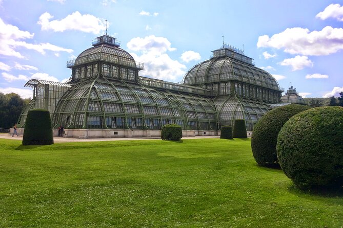 Private Vienna Sightseeing Tour matching to personal Interests - Schönbrunn needs more time than this tour allows