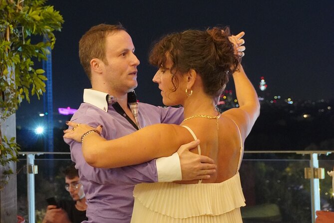 Private Waltz Workshop for Friends & Families (4-14 guests) - What happens during the one-hour workshop