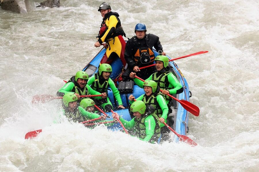 Rafting Ötztaler Ache - The 15-minute transfer to the river