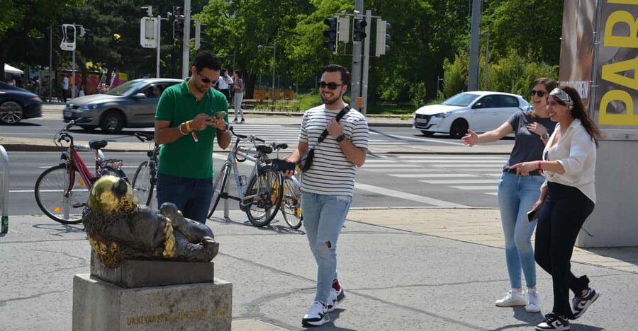 Riddle Tour: Explore the Hidden Gems of Vienna - Blood Alley and Vienna’s darker side streets