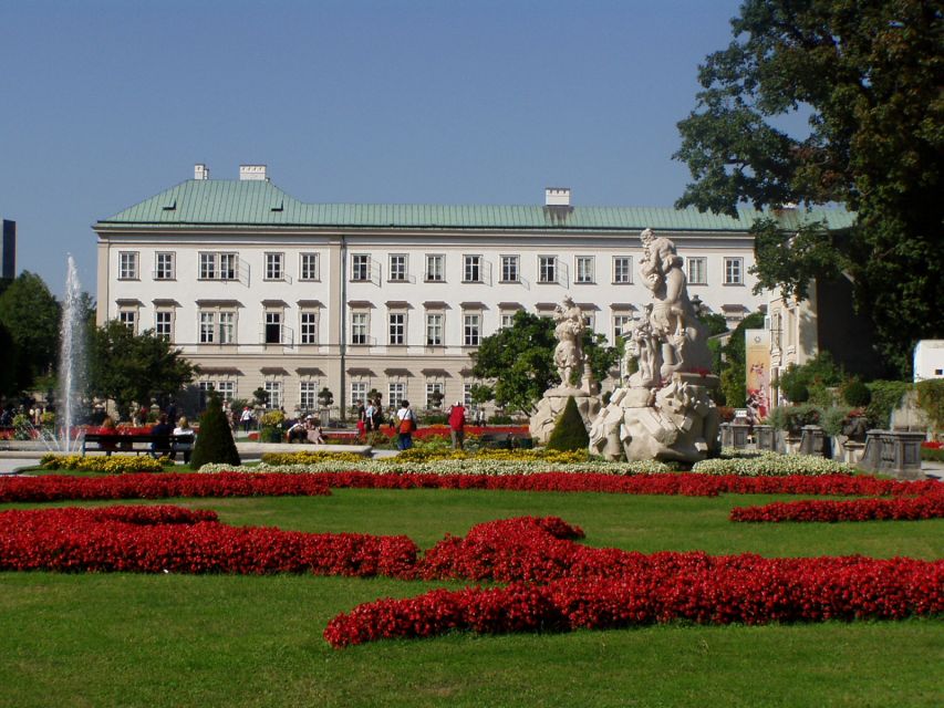 Salzburg 2.5-Hour Walking Tour: Mozart, Old Town & More - Key points at a glance