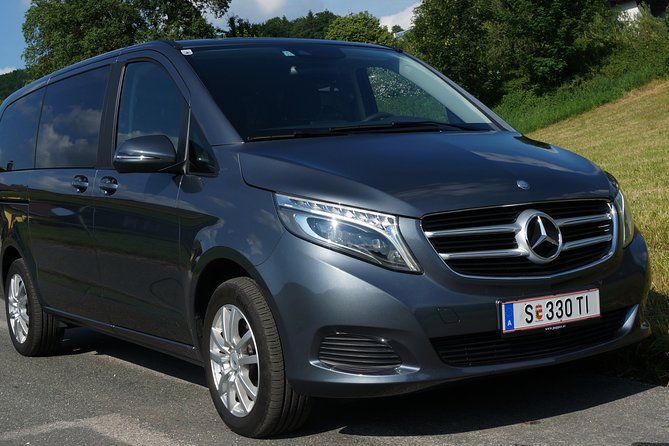Salzburg Airport Private Arrival Transfer - Meeting your driver at Salzburg Airport