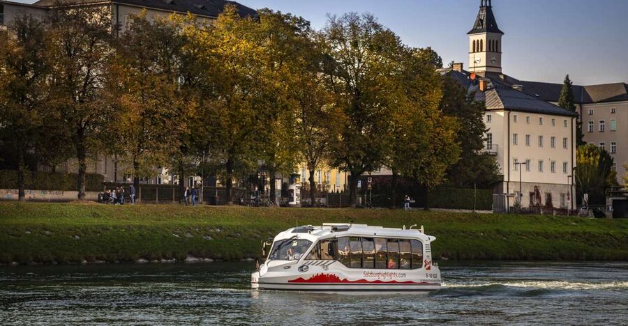 Salzburg: Amphibious Splash Tour on Land & on Water - Why this unusual Salzburg ride works