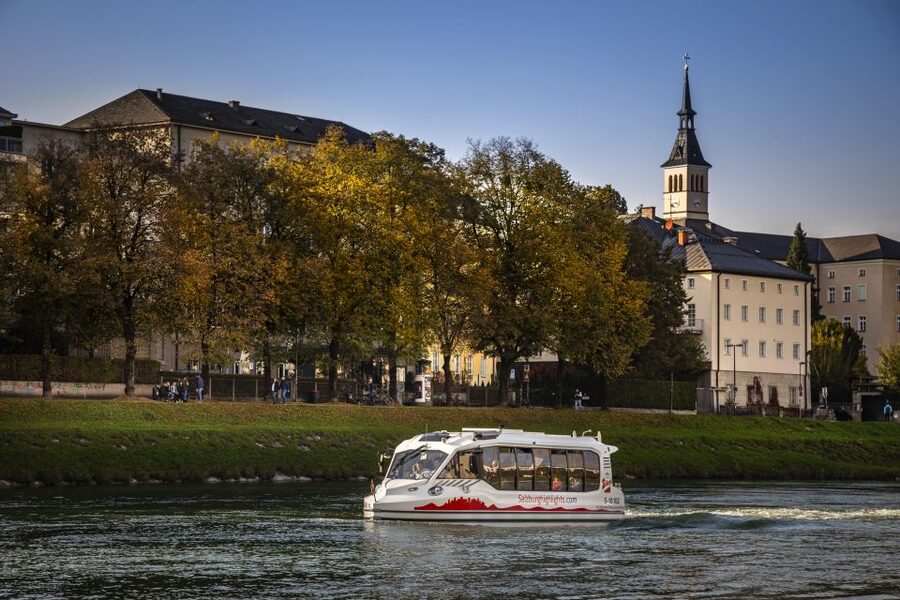 Salzburg: Amphibious Splash Tour on Land & on Water - Mirabell Palace and the first city views