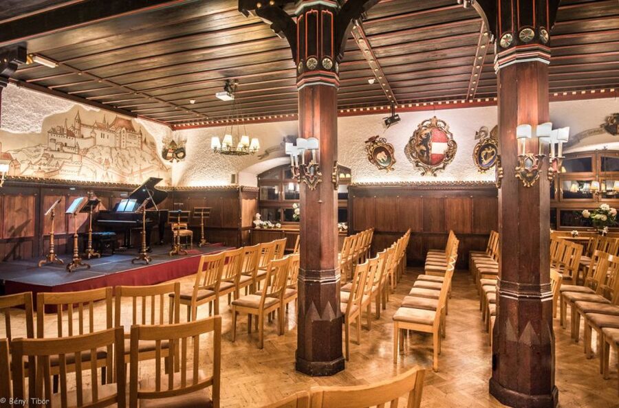 Salzburg: Best of Mozart Fortress Concert and Dinner - Who should book this evening