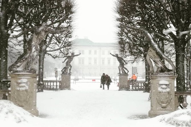Salzburg: Christmas Concert at Mirabell Palace - Period instruments and the sound of the performance