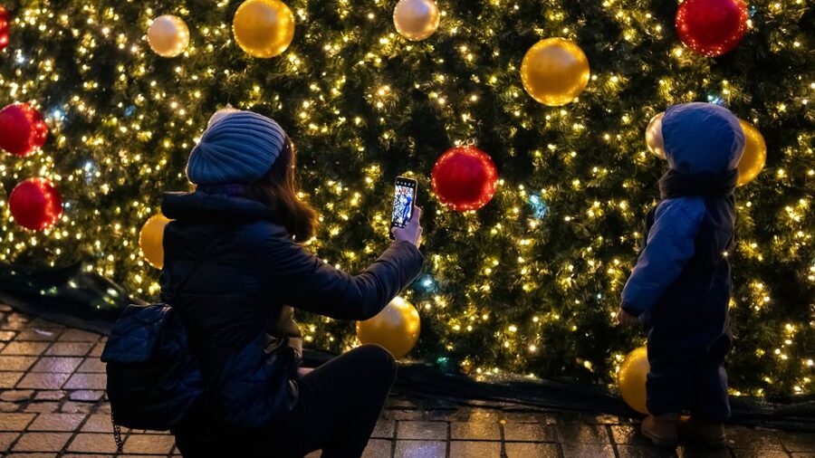 Salzburg: Christmas Market Magic with a Local - A One-Hour Walk Through Christmas Markets