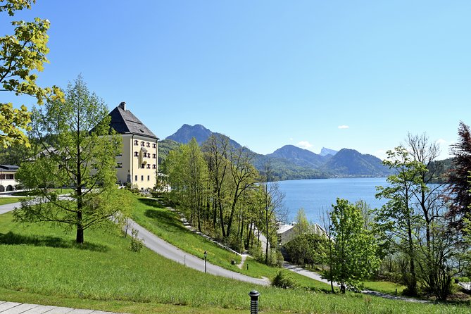 Salzburg City and Hallstatt Private Tour - What private transport changes