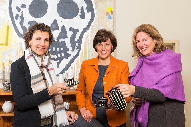 Salzburg Food Tasting Tour: delicious & fun - Starting beneath Mozart’s statue at Mozartplatz