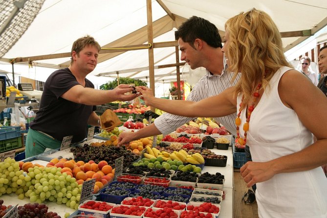 Salzburg Food Tasting Tour: delicious & fun - A quiet abbey square and Salzburg’s oldest bakery