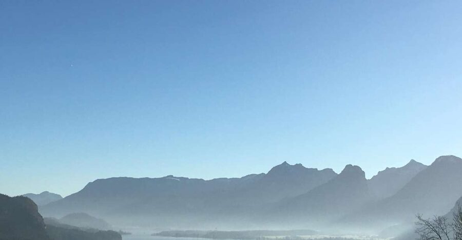 Salzburg: Full-Day Private City & Lake District Tour - Salzburg on foot, with more than postcard views