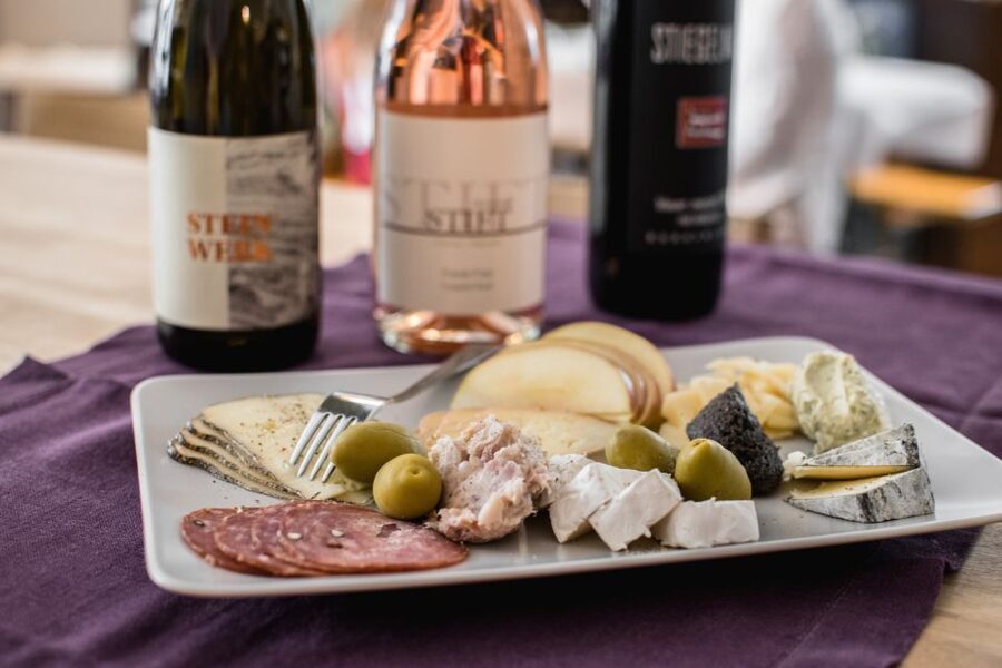 Salzburg: Guided Wine Tasting in a Hidden Wine Bar - Finding the hidden wine bar in Salzburg