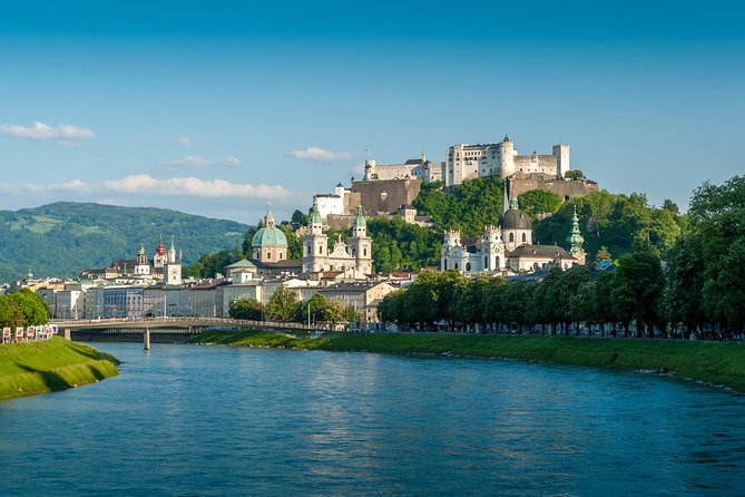 Salzburg Hop-On Hop-Off Bus Tour - The blue line is a regional outing, not a quick city shuttle
