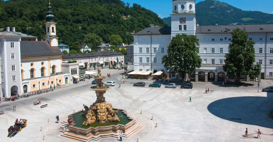 Salzburg: Musical Film Location & City Tour with a Local - Meeting at the Pegasus Fountain