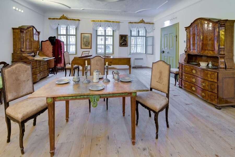 Salzburg Old Town, Fortress, Cathedral Private Walking Tour - Is $193 Per Person a Fair Price?