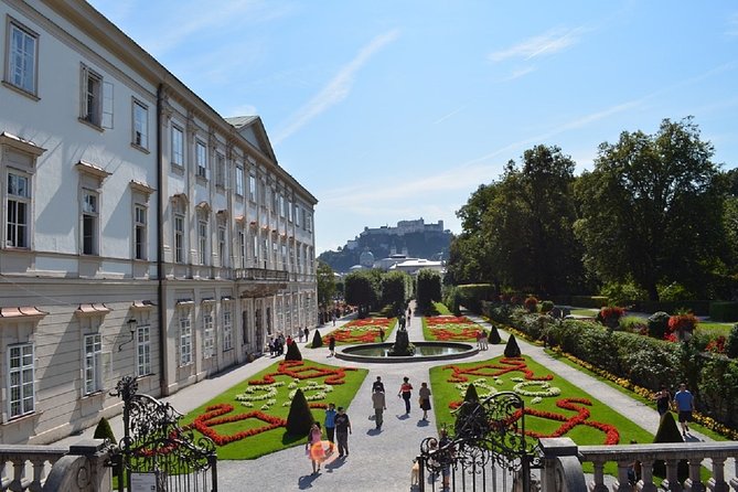 Salzburg Old Town Highlights Private Walking Tour - Starting Beside Marktfrauen-Brunnen