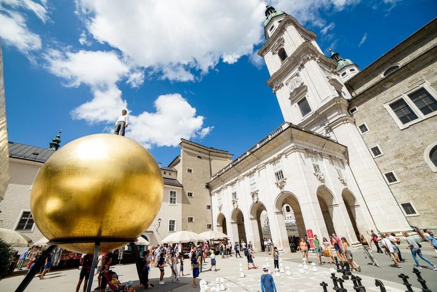 Salzburg: Old Town, Mozart, & Mirabell Gardens Walking Tour - Kollegienkirche and Salzburg’s church interiors