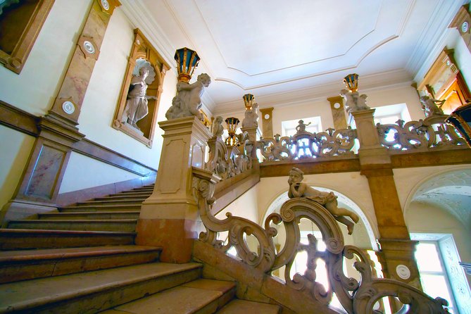 Salzburg: Palace Concert at the Marble Hall of Mirabell Palace - Getting there and timing your arrival