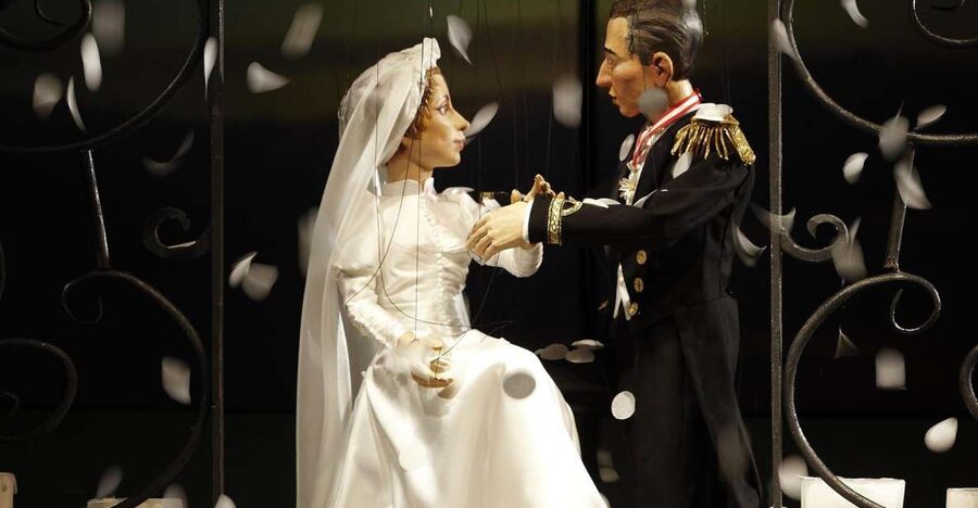 Salzburg: Puppetry Highlights Show at the Marionettentheater - What happens during the 40-minute performance