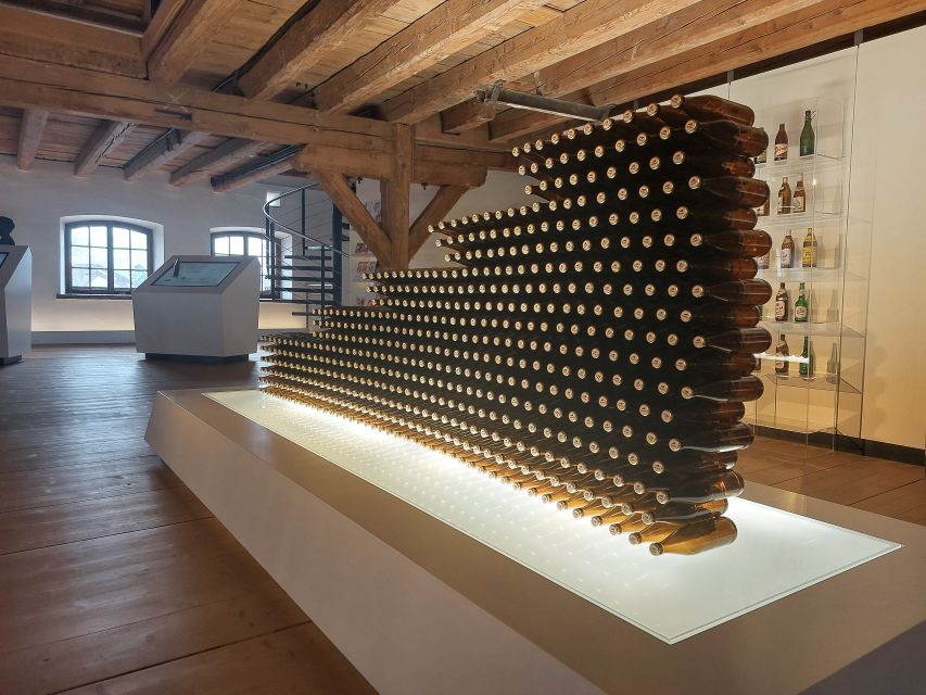 Salzburg: Stiegl Brewery Tour with Beer Tasting - The shop present and restaurant make the visit easy to extend