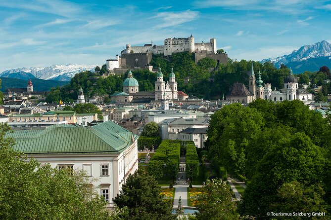 Salzburg Super Saver: Hallstatt & Original Sound of Music Tour - Mondsee and the wedding church