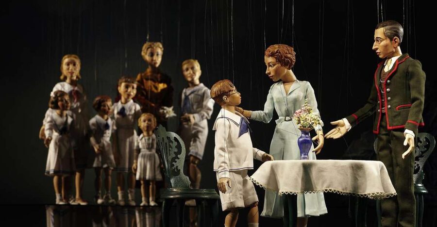 Salzburg: The Sound of Music at Marionette Theater Ticket - Entering the 1913 Marionette Theater