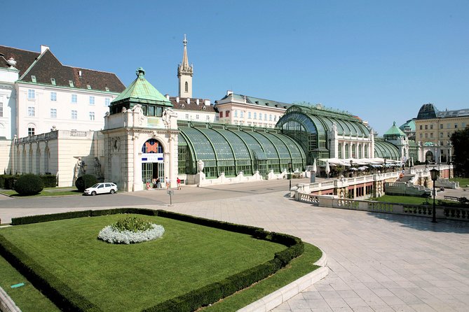 Schmetterlinghaus - Imperial Butterfly House Vienna Admission Ticket - Entering the Imperial Butterfly House